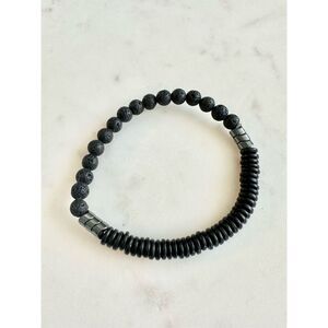 Men’s black bead stretch bracelet ￼